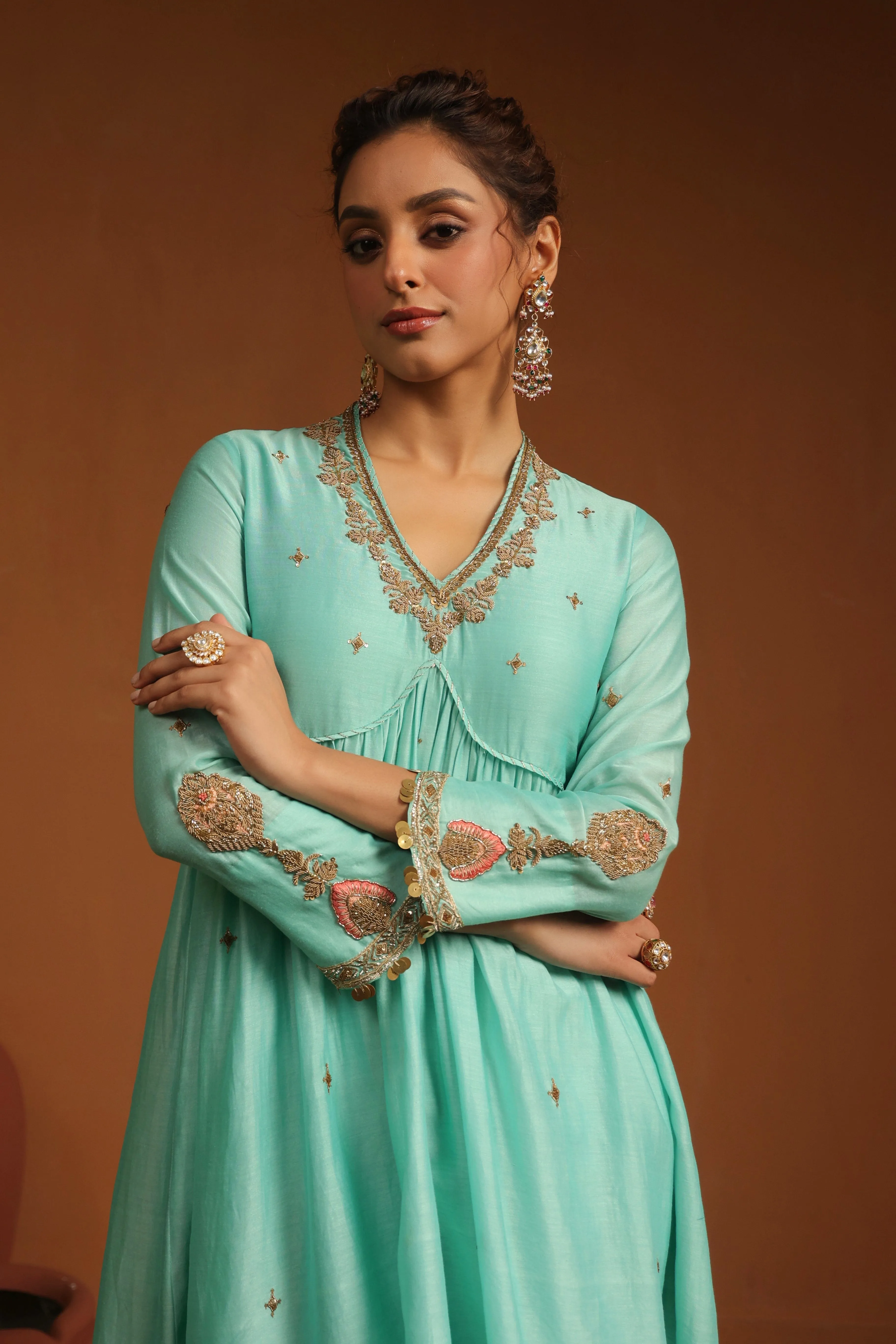 Pakeezah Chunnat Joda  Neela