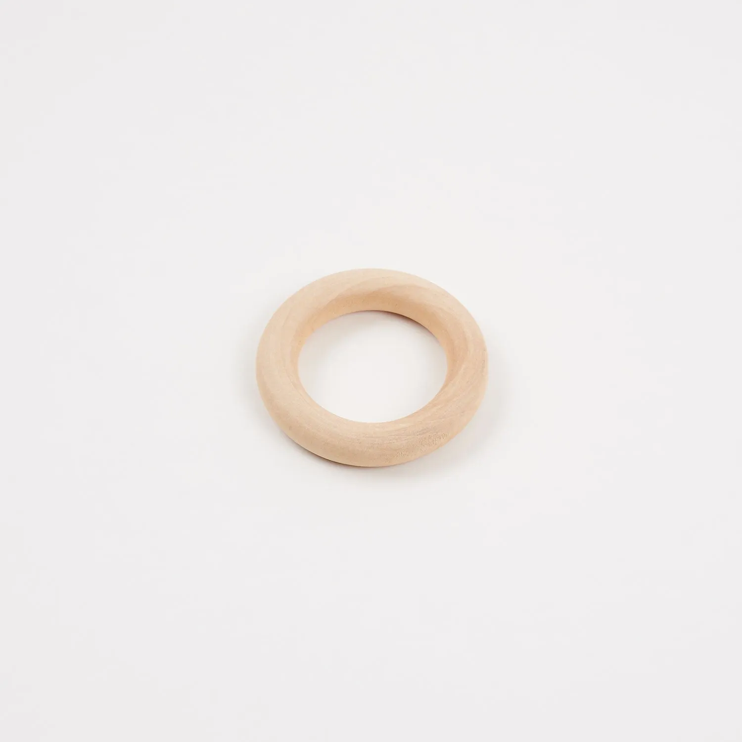 WOODEN MACRAMÉ RING 56MM